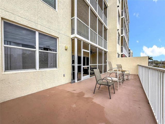 1200 COUNTRY CLUB DRIVE 3105, Largo, FL 33771