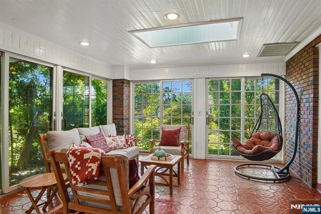 157 Sussex Road, Tenafly, NJ 07670