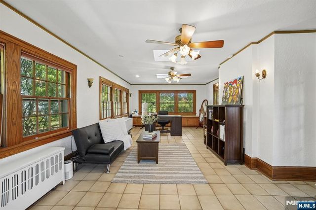 157 Sussex Road, Tenafly, NJ 07670