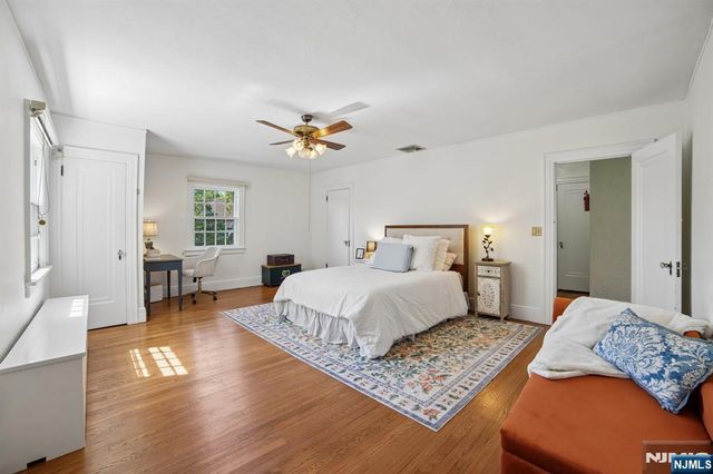 157 Sussex Road, Tenafly, NJ 07670