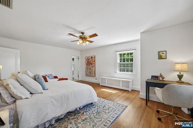 157 Sussex Road, Tenafly, NJ 07670