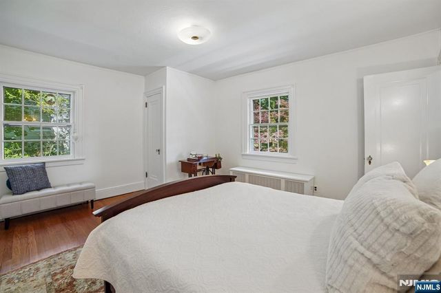 157 Sussex Road, Tenafly, NJ 07670