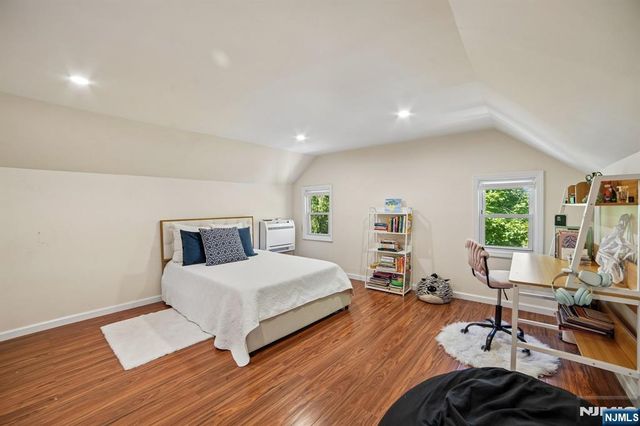 157 Sussex Road, Tenafly, NJ 07670
