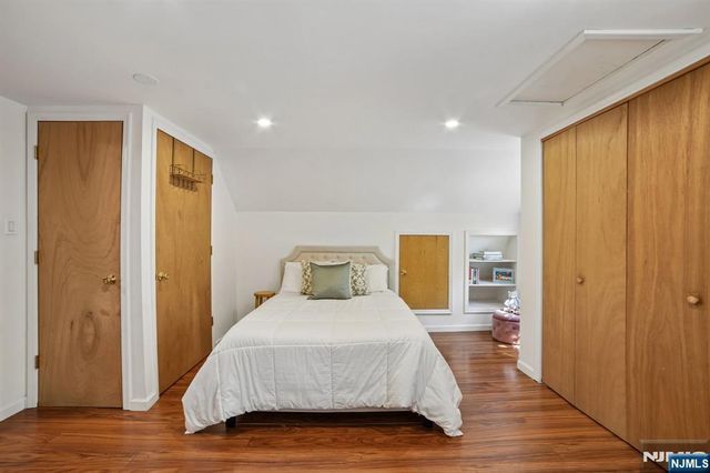 157 Sussex Road, Tenafly, NJ 07670