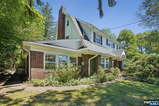 157 Sussex Road, Tenafly, NJ 07670