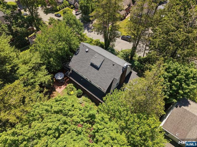 157 Sussex Road, Tenafly, NJ 07670