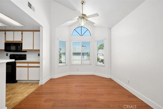 63 Huntington, Irvine, CA 92620