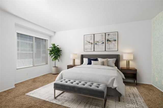 63 Huntington, Irvine, CA 92620