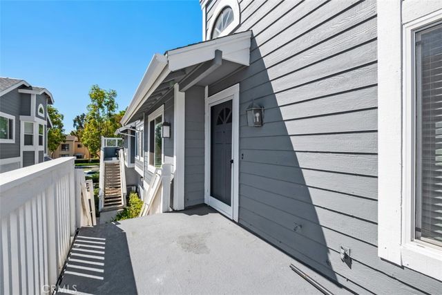 63 Huntington, Irvine, CA 92620