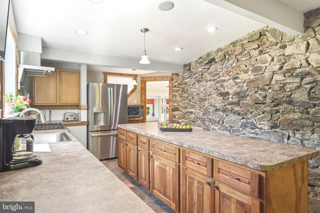 277 W BALTIMORE PIKE, Media, PA 19063