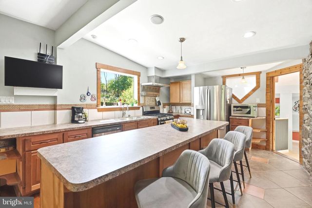 277 W BALTIMORE PIKE, Media, PA 19063