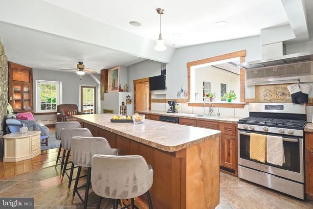 277 W BALTIMORE PIKE, Media, PA 19063