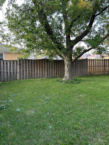639 Coolidge Street, Chicago Heights, IL 60411