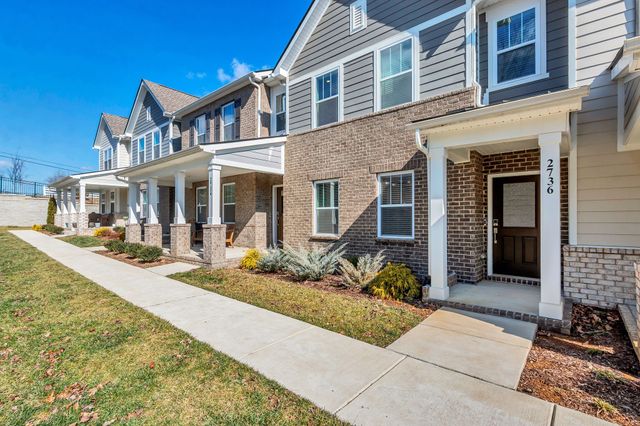 2736 Fordham St, Columbia, TN 38401