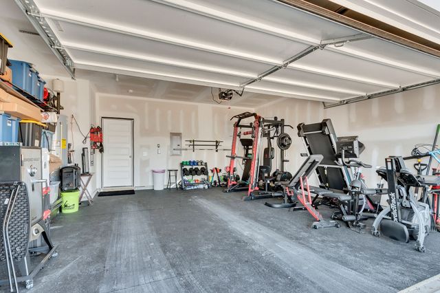 2736 Fordham St, Columbia, TN 38401