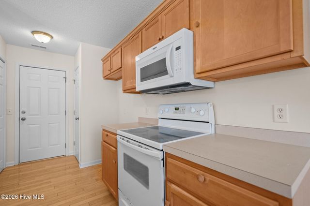 4940 Montserrat Drive, Southport, NC 28461