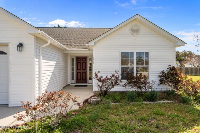 4940 Montserrat Drive, Southport, NC 28461