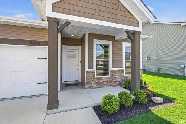 9845 Monte Way, Newburgh, IN 47630