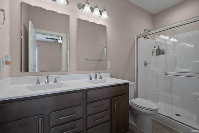 9845 Monte Way, Newburgh, IN 47630