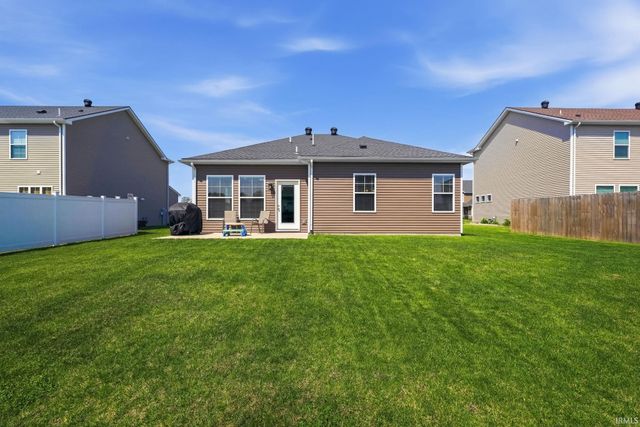 9845 Monte Way, Newburgh, IN 47630