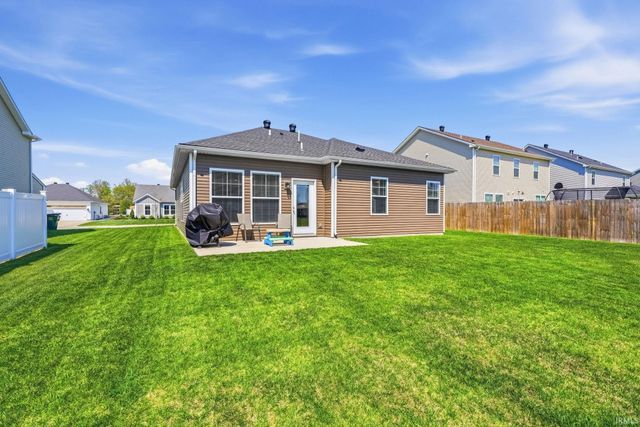 9845 Monte Way, Newburgh, IN 47630