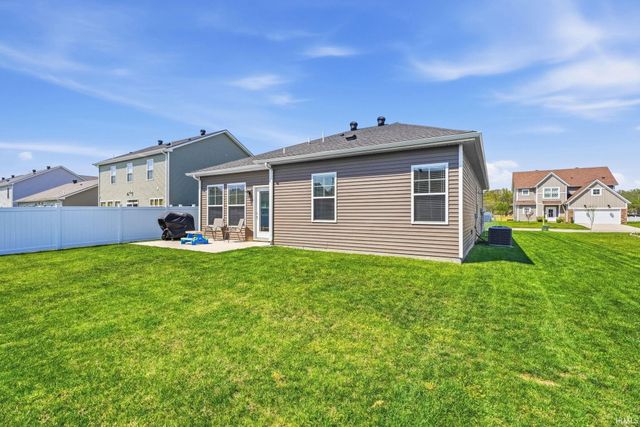 9845 Monte Way, Newburgh, IN 47630