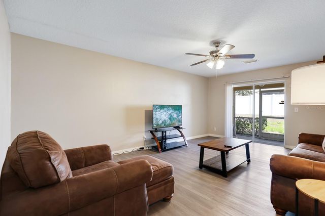 211 PENMARK STONE PLACE, Valrico, FL 33594