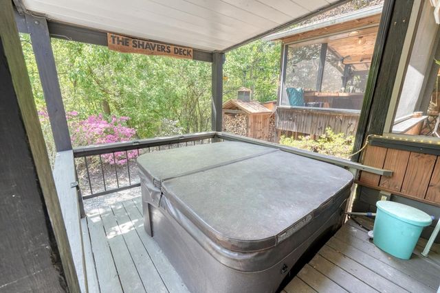 710 Town Mountain Road, Hayesville, NC 28904