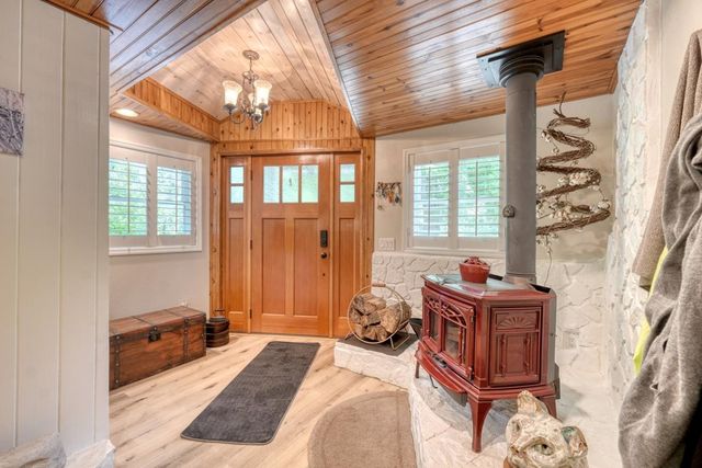 710 Town Mountain Road, Hayesville, NC 28904