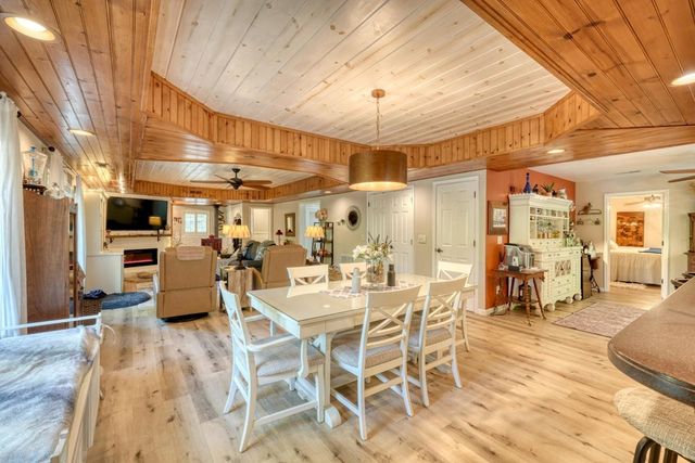 710 Town Mountain Road, Hayesville, NC 28904