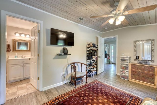 710 Town Mountain Road, Hayesville, NC 28904
