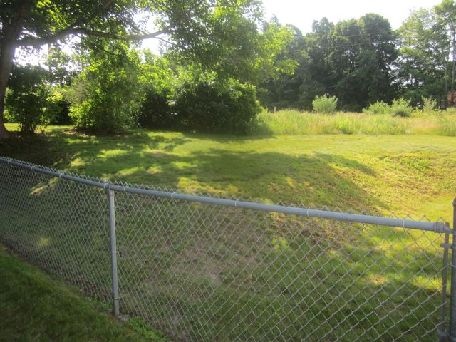 223 Post Road, Greenland, NH 03840