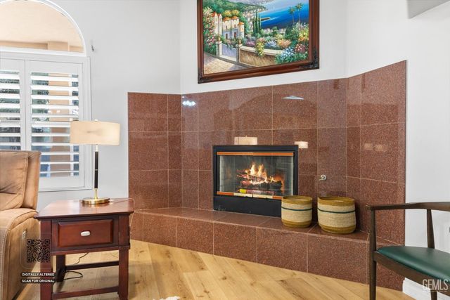 5307 Glacier Springs Drive, Bakersfield, CA 93313