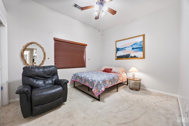 5307 Glacier Springs Drive, Bakersfield, CA 93313