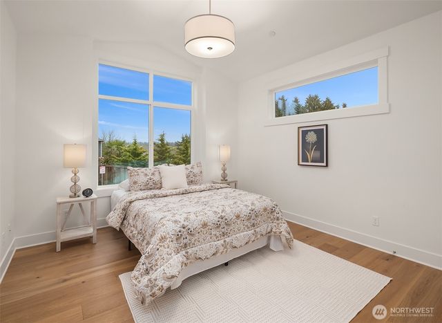 21609 Poplar Way, Brier, WA 98036