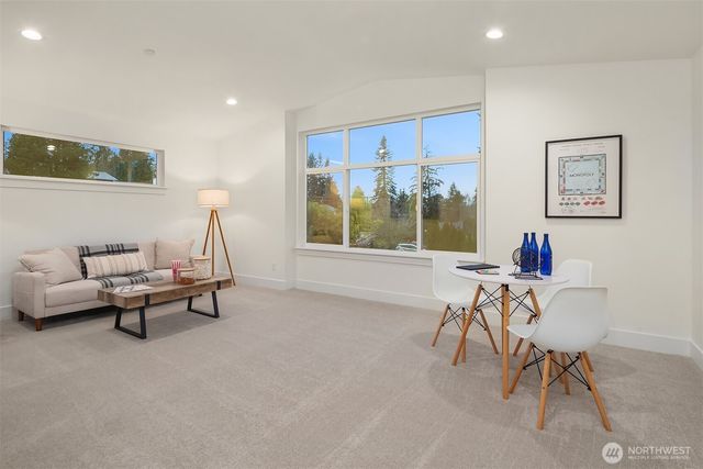 21609 Poplar Way, Brier, WA 98036