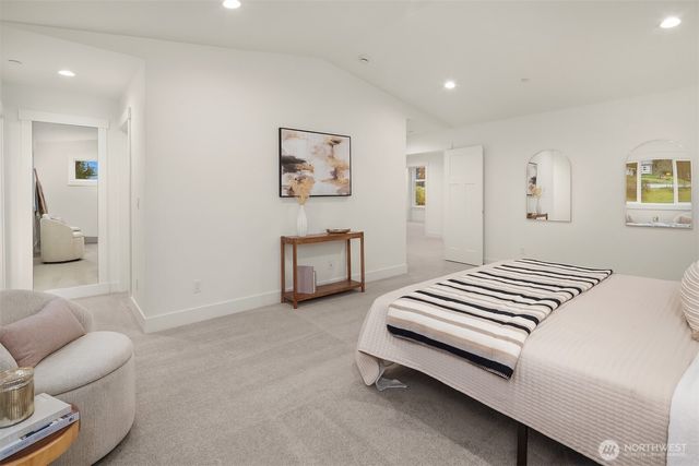 21609 Poplar Way, Brier, WA 98036