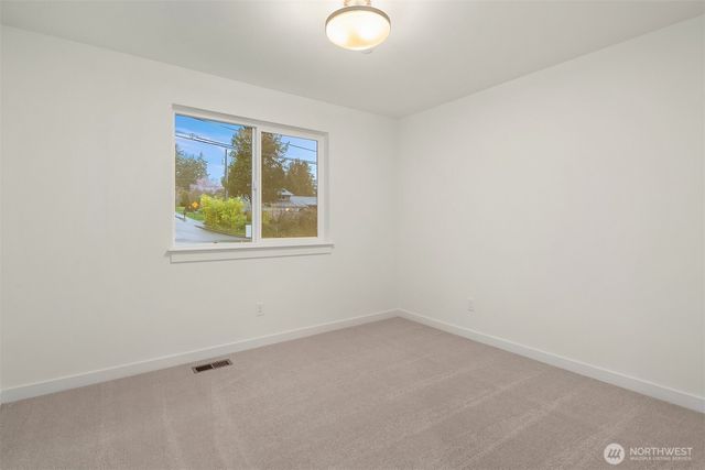 21609 Poplar Way, Brier, WA 98036