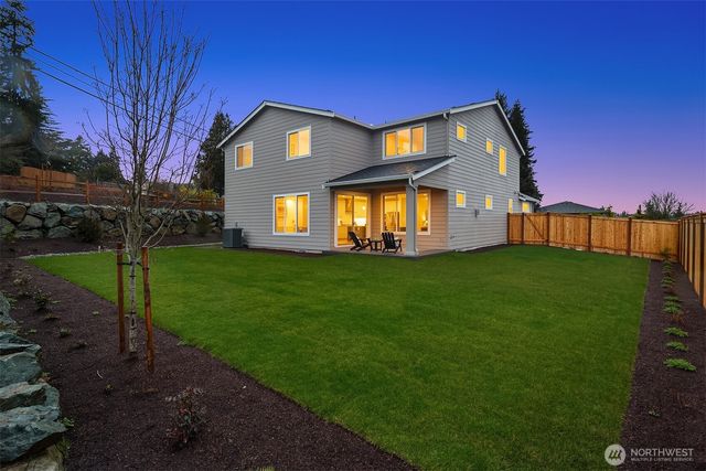 21609 Poplar Way, Brier, WA 98036