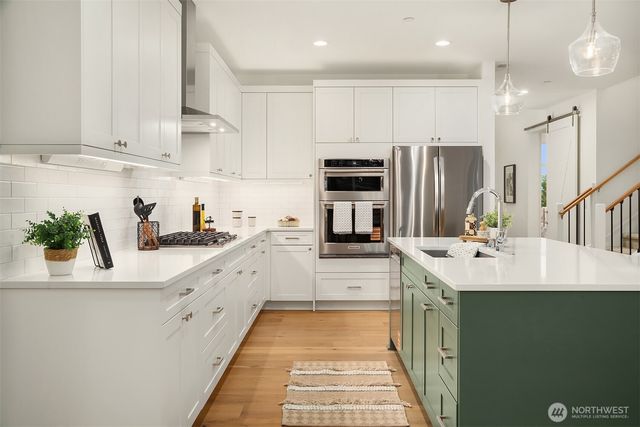 21609 Poplar Way, Brier, WA 98036