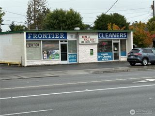 126 Auburn Way S, Auburn, WA 98002