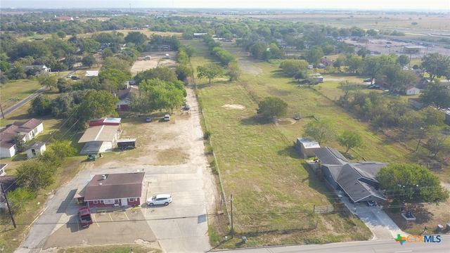 2808 & 2900 S Laurent Street, Victoria, TX 77901