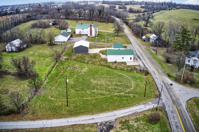 2890 Sulphur Well Pike, Nicholasville, KY 40356