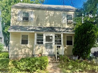 72 Hanford St, Newark City, NJ 07114