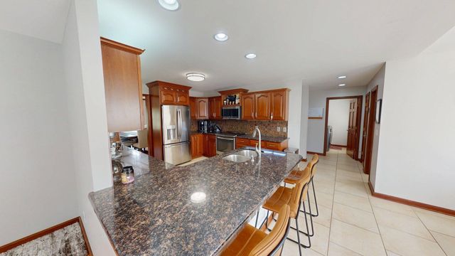136 Glenwood Lane, Hurricane, WV 25526
