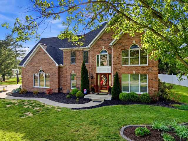 136 Glenwood Lane, Hurricane, WV 25526