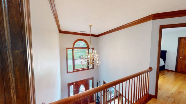 136 Glenwood Lane, Hurricane, WV 25526