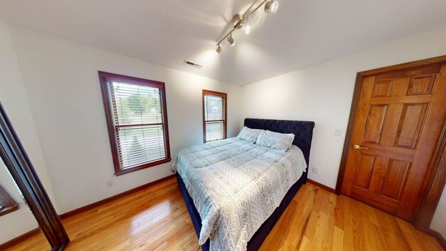 136 Glenwood Lane, Hurricane, WV 25526
