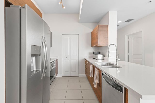 480 Hibiscus Street Unit 523, West Palm Beach, FL 33401