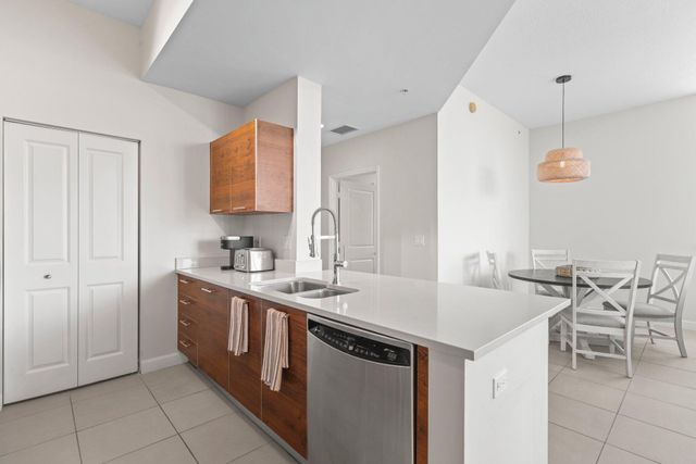 480 Hibiscus Street Unit 523, West Palm Beach, FL 33401